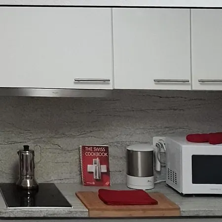 Nerine Apartment *